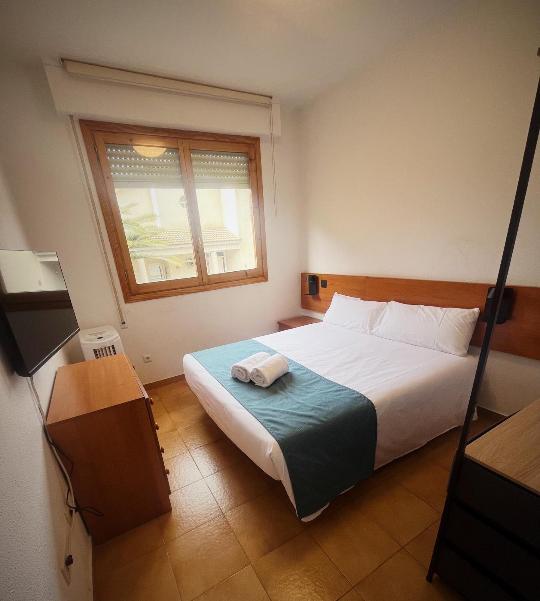 Hostal Legaz Funes Екстериор снимка