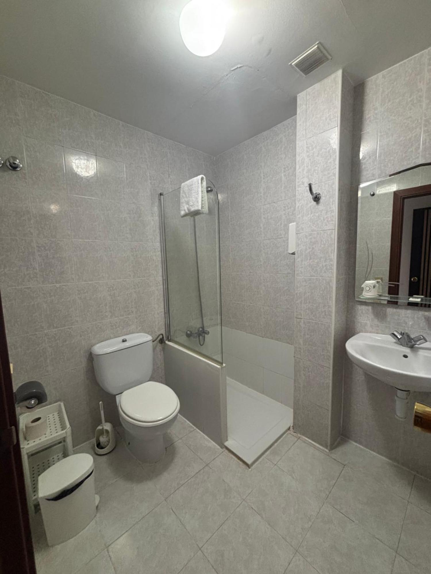 Hostal Legaz Funes Екстериор снимка